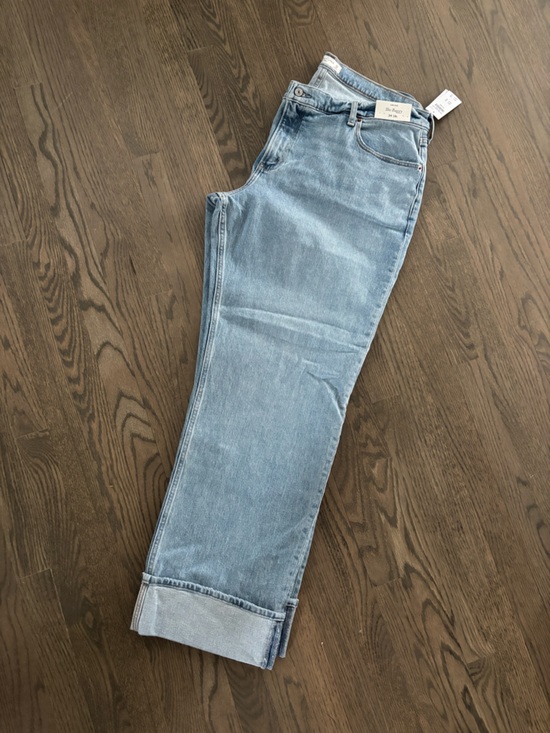 Abercrombie & Fitch Light Blue Wide-Leg High-Rise Jeans - Picture 6 of 6